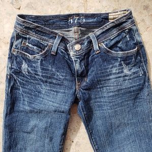 575 Denim Distressed Cropped Blue Jeans Size 25